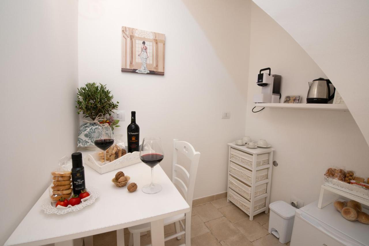 Bed and Breakfast Il Vecchio Frantoio Pezze Di Greco Exterior foto